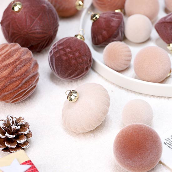 custom christmas present ideas, custom ornaments for christmas, custom gift boxes​